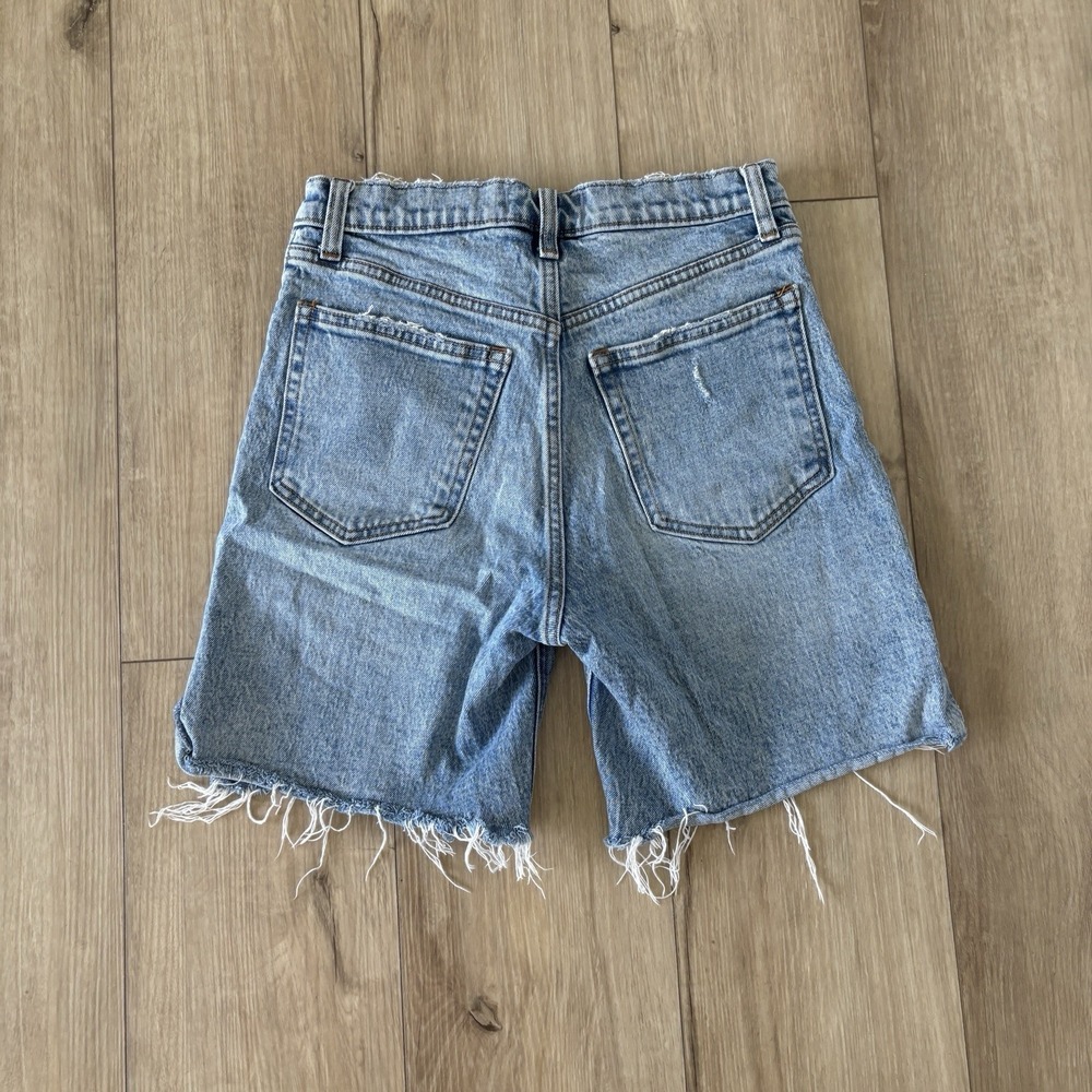 Abercrombie High Rise Distressed Cut Off  Raw Hem Denim Shorts Size 2 26 - Picture 7 of 7